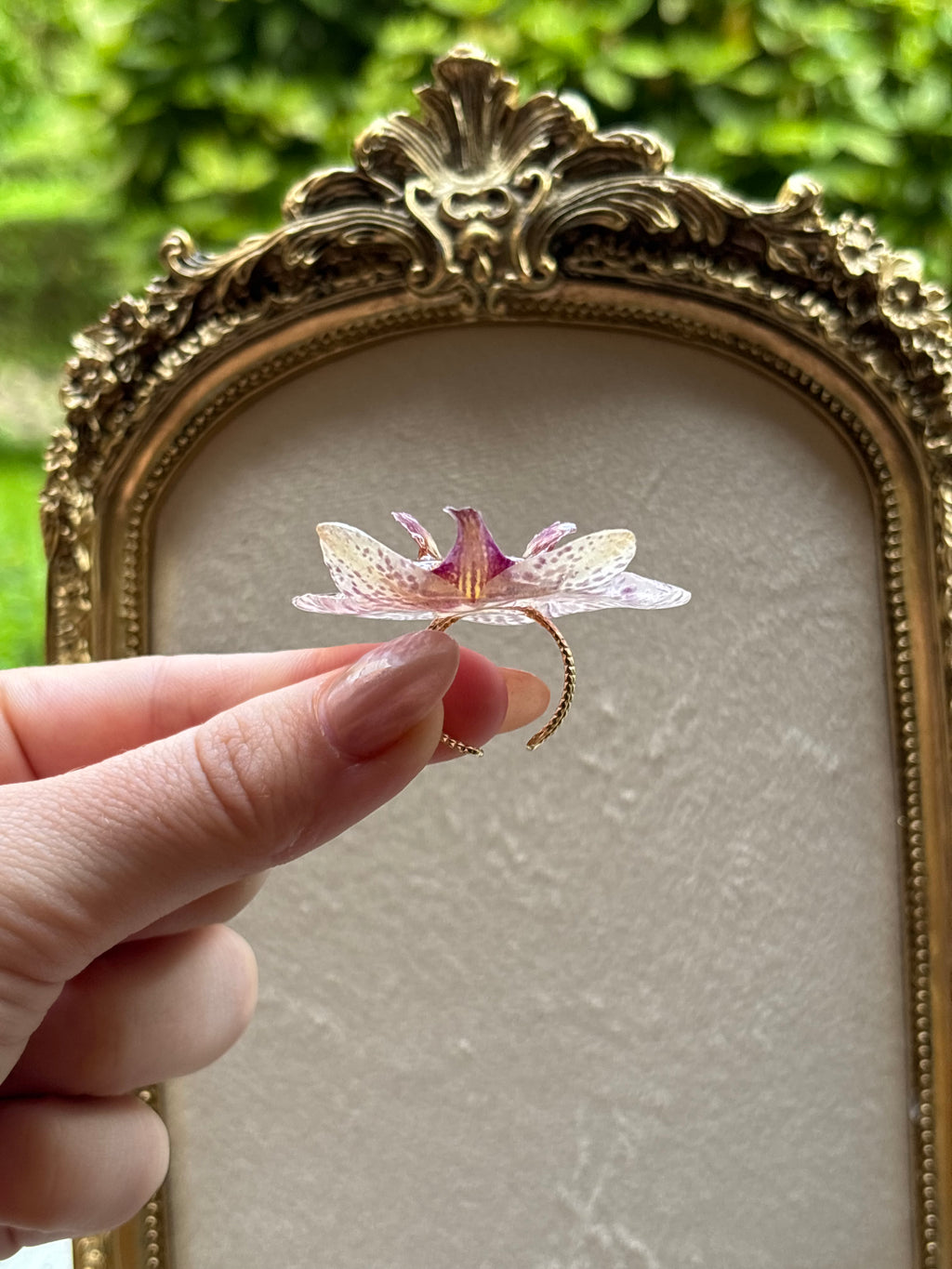 Anillo con Flor Real Orquídea Morada | JOYERÍA BOTÁNICA |