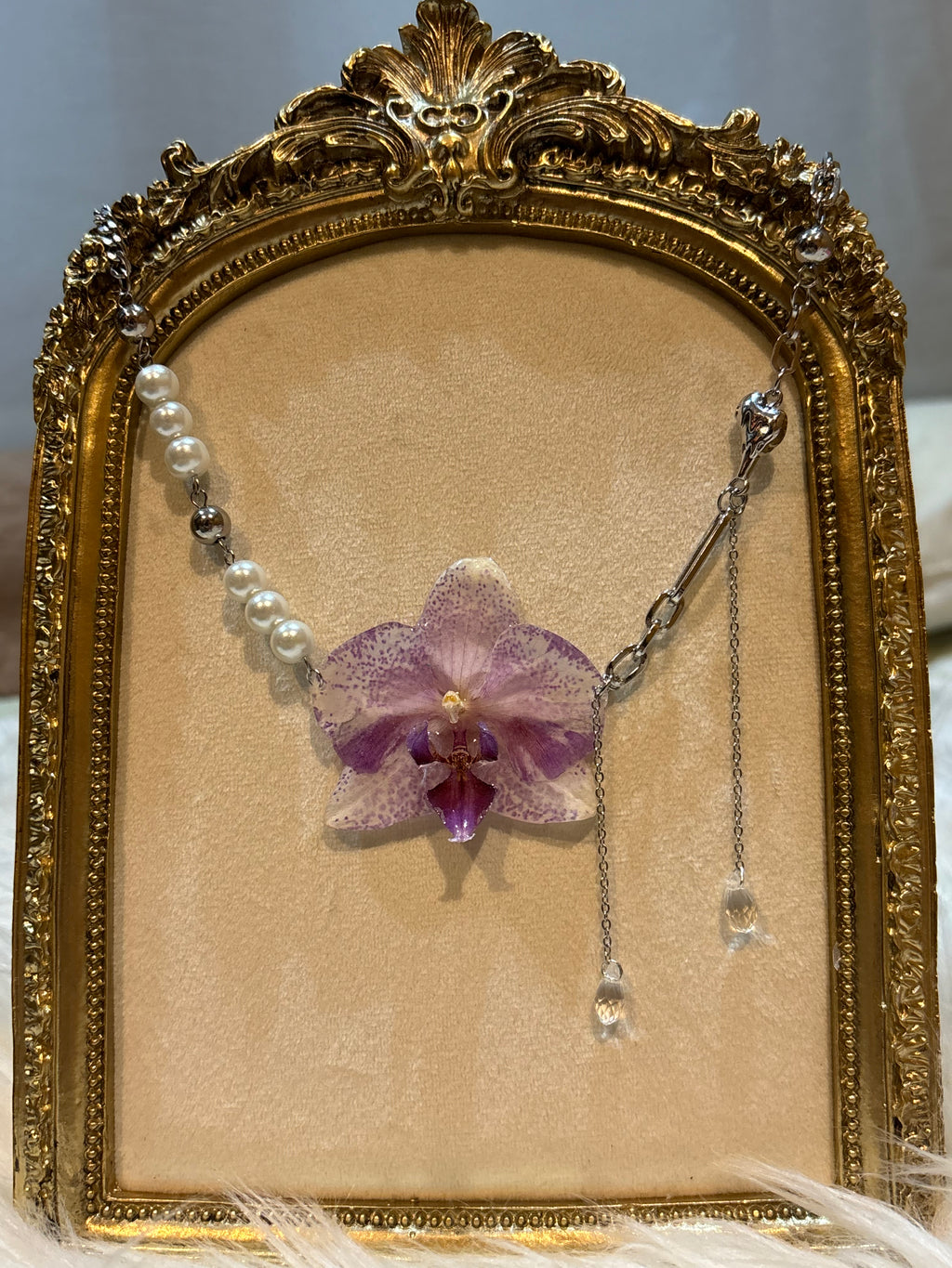 Collar Plateado con Flor Real Orquídea Morada | JOYERÍA BOTÁNICA |