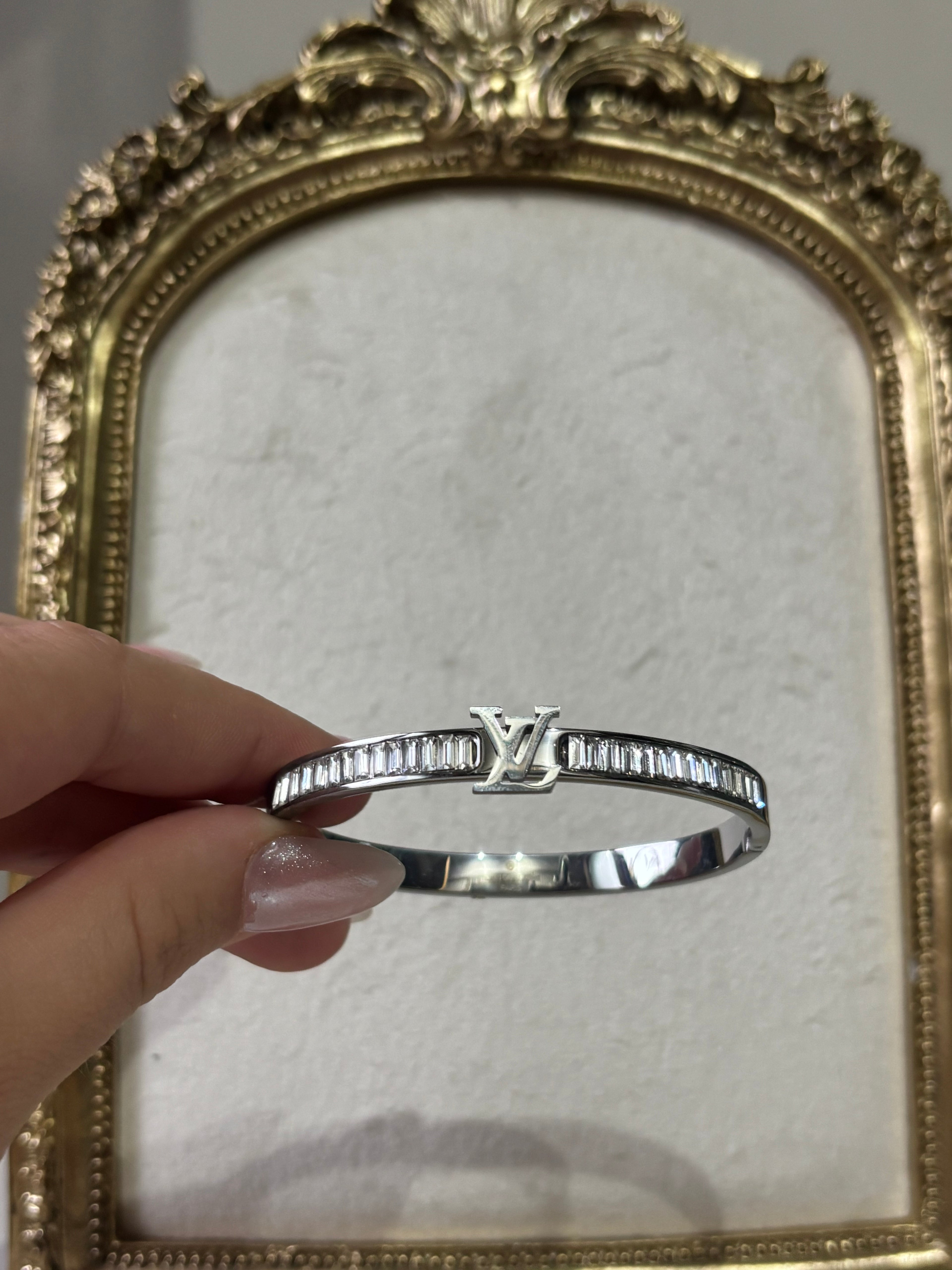 Pulsera LV