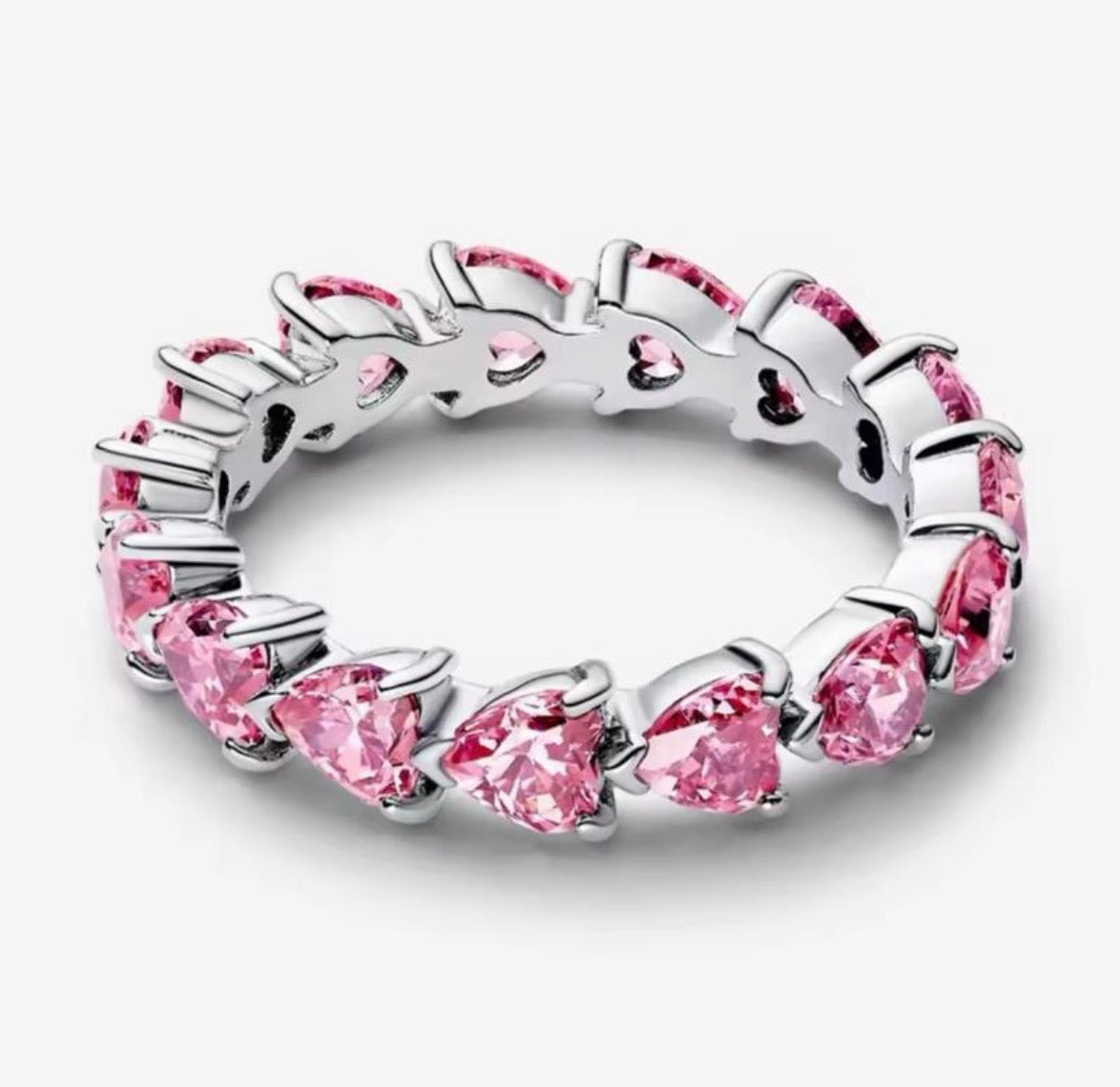 Anillo Plateado Corazones Rosas