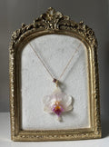 Collar Dorado con Flor Real Orquídea Blanca-Morada| JOYERÍA BOTÁNICA |