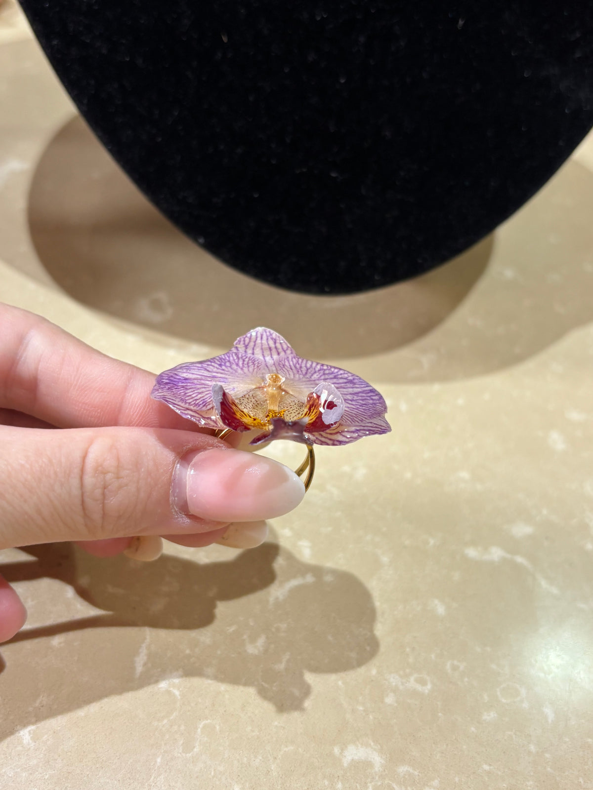 Anillo con Flor Real Orquídea Morada | JOYERÍA BOTÁNICA |