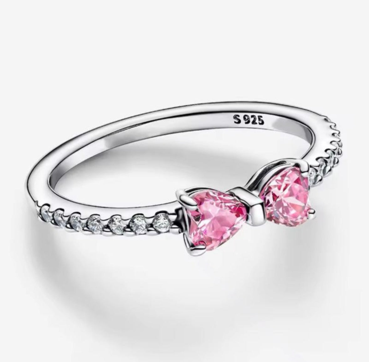Anillo Plateado Lazo Rosa