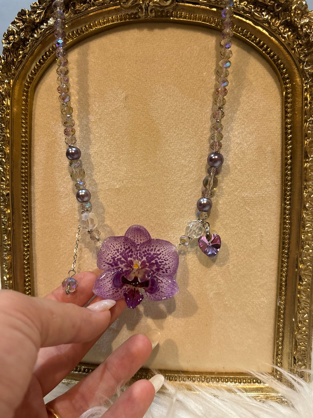 Collar Plateado con Flor Real Orquídea Morada | JOYERÍA BOTÁNICA |