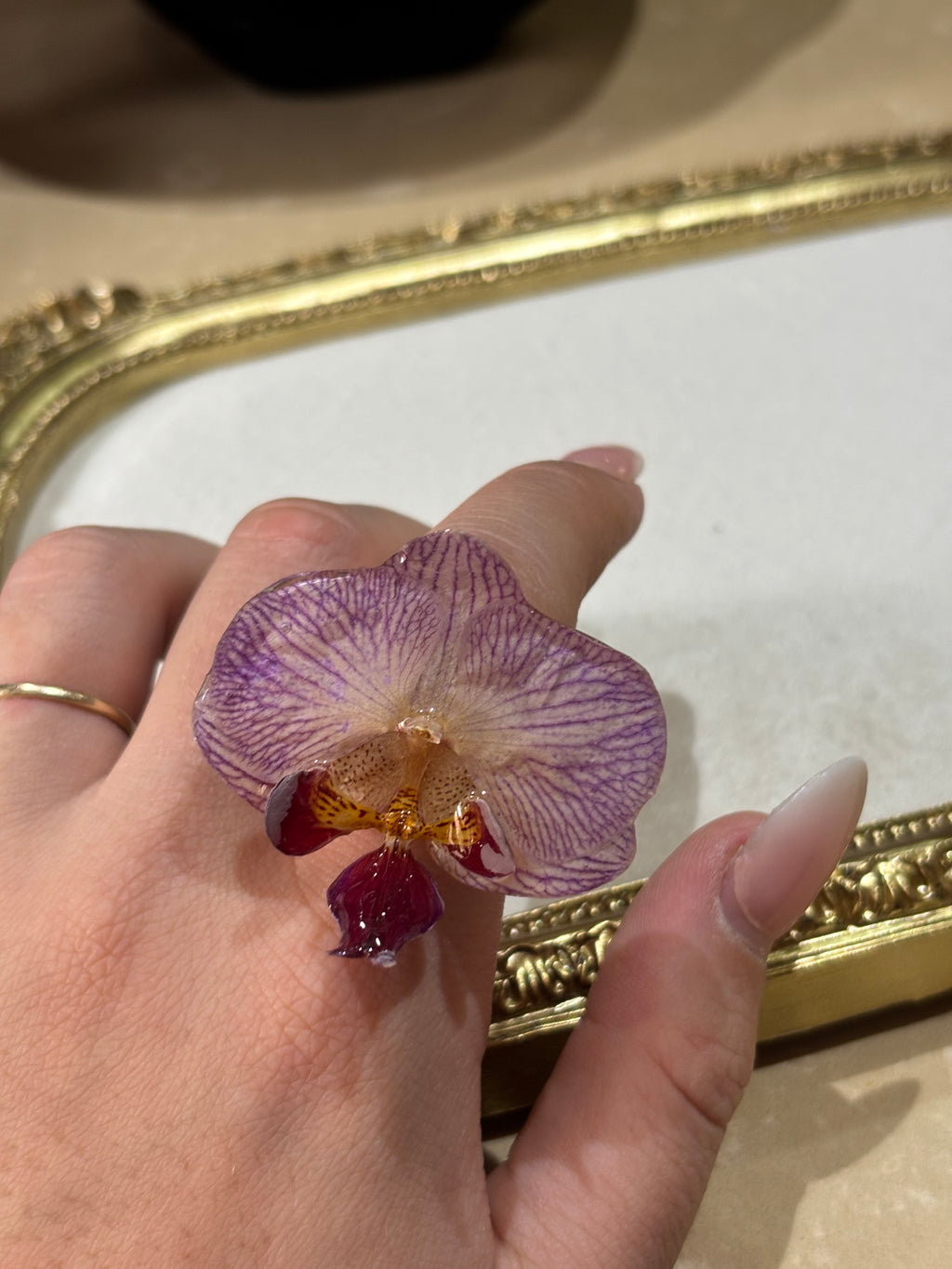 Anillo con Flor Real Orquídea Morada | JOYERÍA BOTÁNICA |