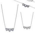 Collar Plateado Triple Corazón Blanco