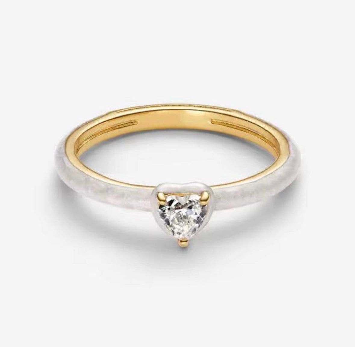 Anillo Dorado Resina Brillo Blanco Corazón Blanco