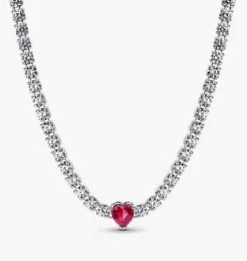 Collar Plateado Corazón Rojo