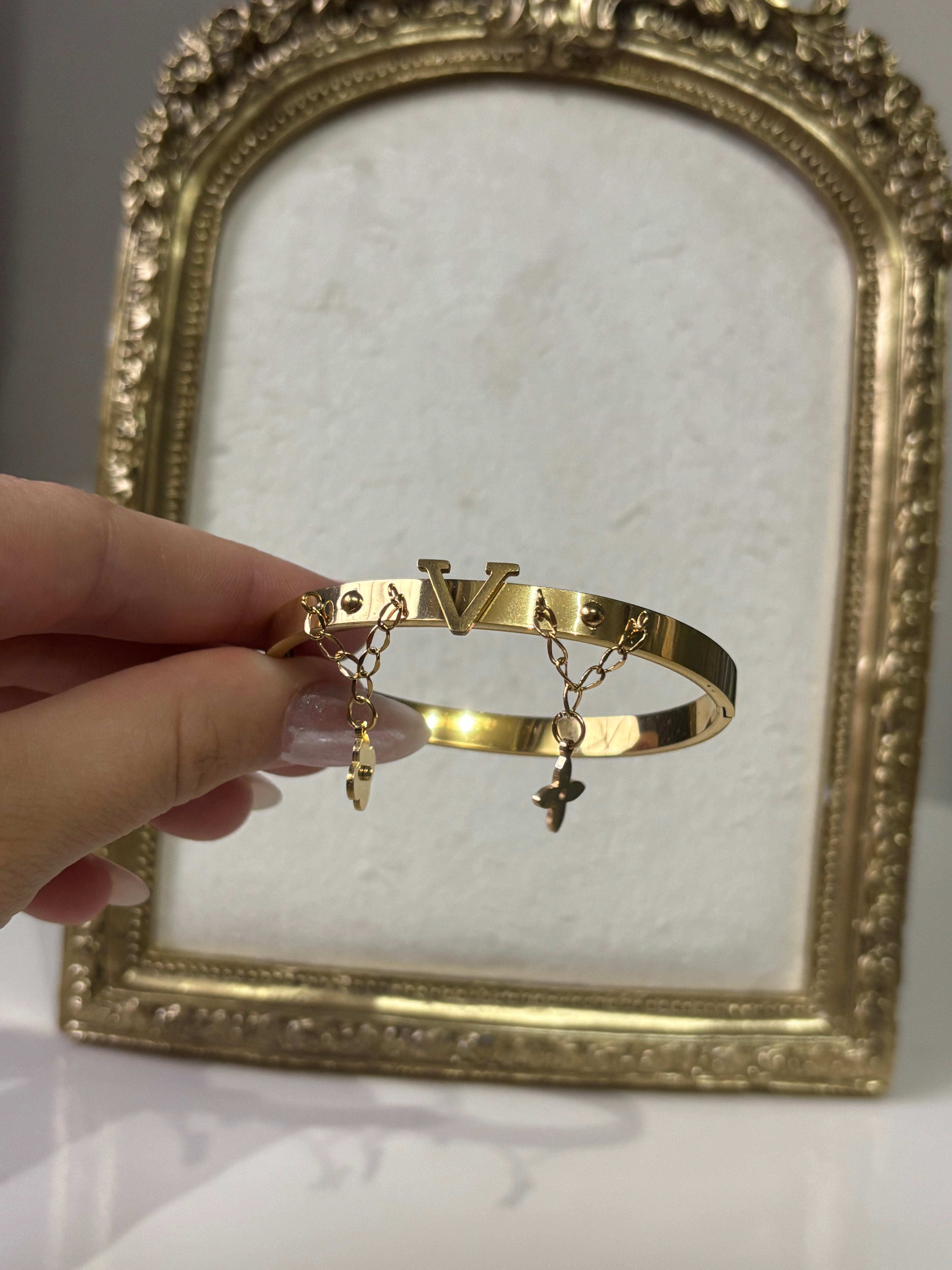 Pulsera LV