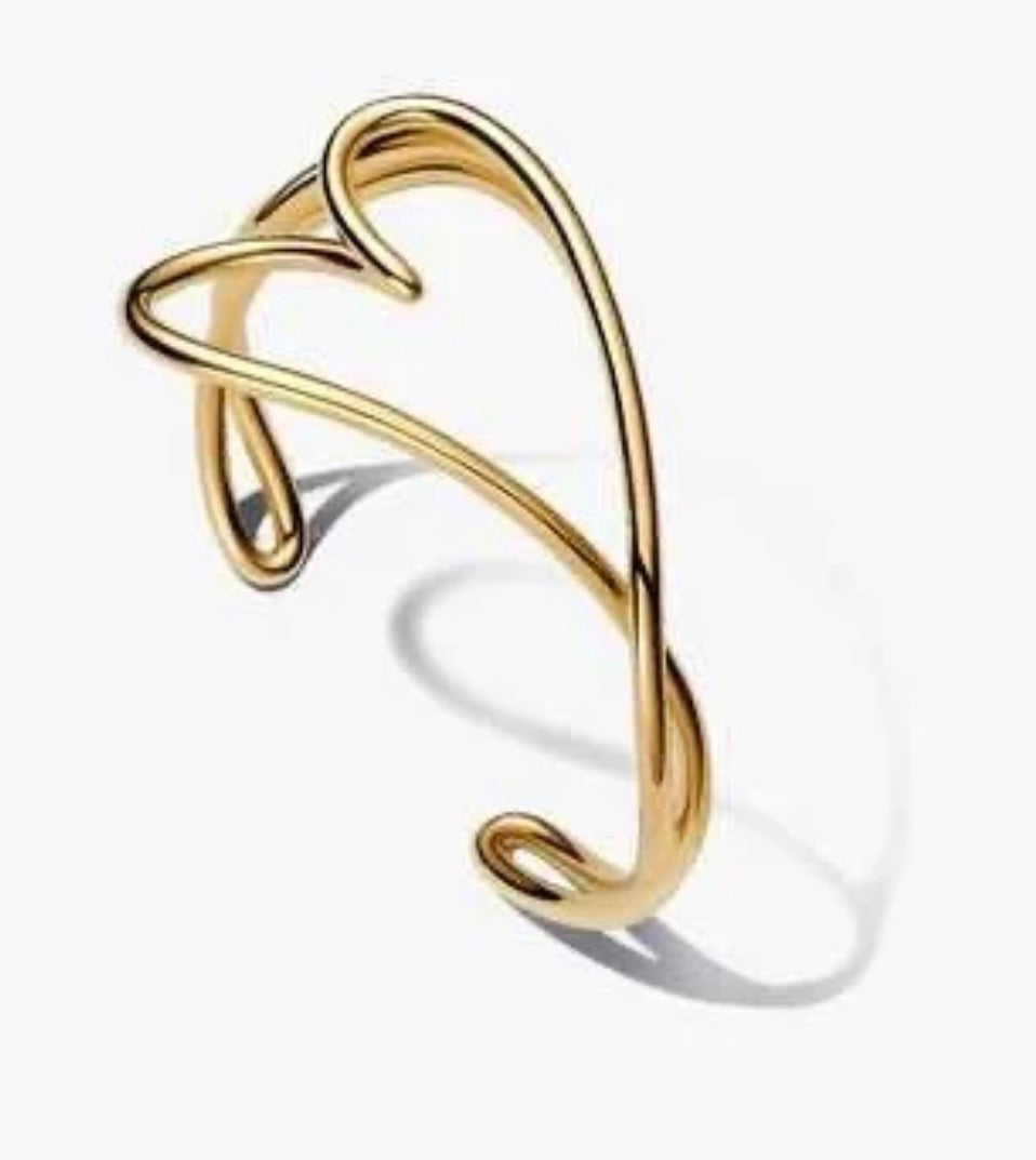 Pulsera Dorada Corazón Orgánico