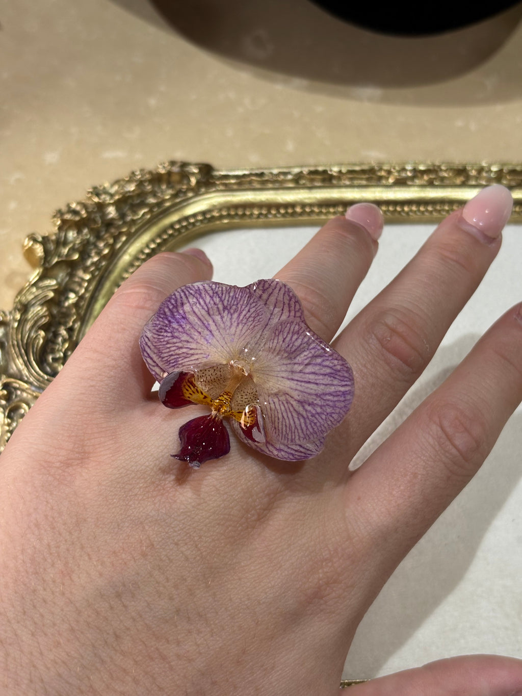 Anillo con Flor Real Orquídea Morada | JOYERÍA BOTÁNICA |