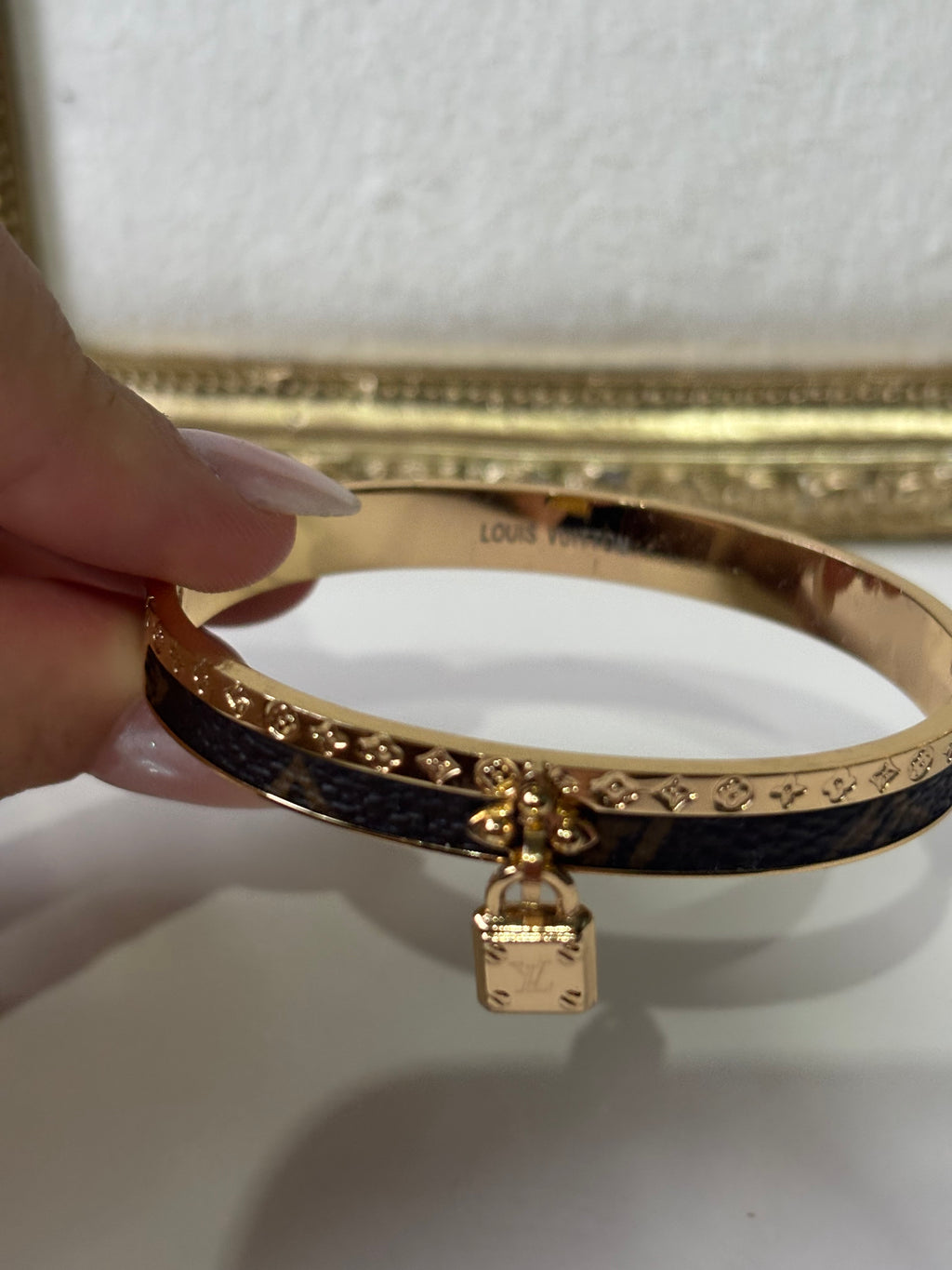 Pulsera LV