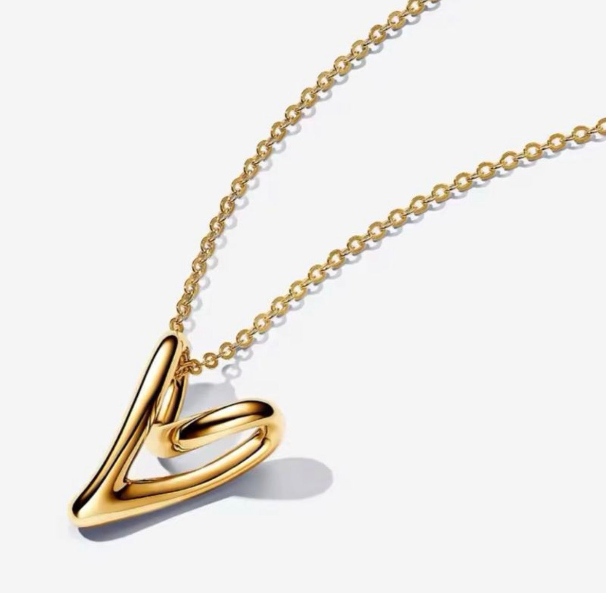 Collar Dorado Corazón Orgánico Dorado